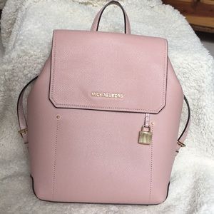 🌟 NWT Michael Kors Hayes Backpack